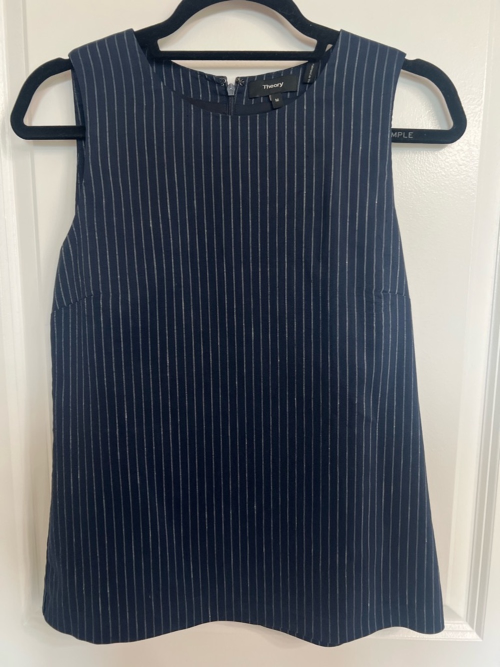 Theory Navy White Pinstripe Sleeveless Shell Blouse Size M
